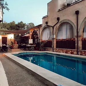 https://villa-lorenzo.allmallorcahotels.com